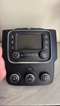 RAM 1500 Vp2 Radio