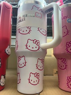 Stanley Quencher H2.0 Hello Kitty Tumbler