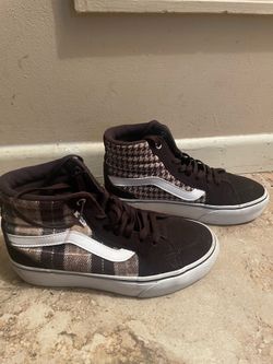 Woman's Van's
