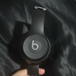 Beats Solo 4