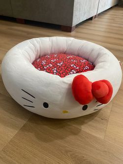 Hello Kitty Dog bed 18 inches