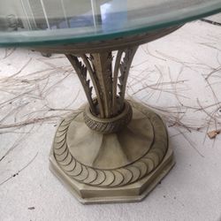 Side Table/Coffee Table 