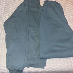 Outfit Seater And Sweats 