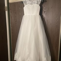 White dress with removable belt size 10-11 youth