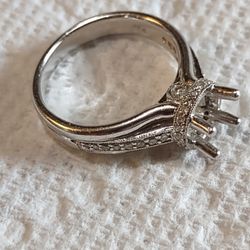 14k sami Mount New.75 Accents Diamonds Ready For  Center Stone 