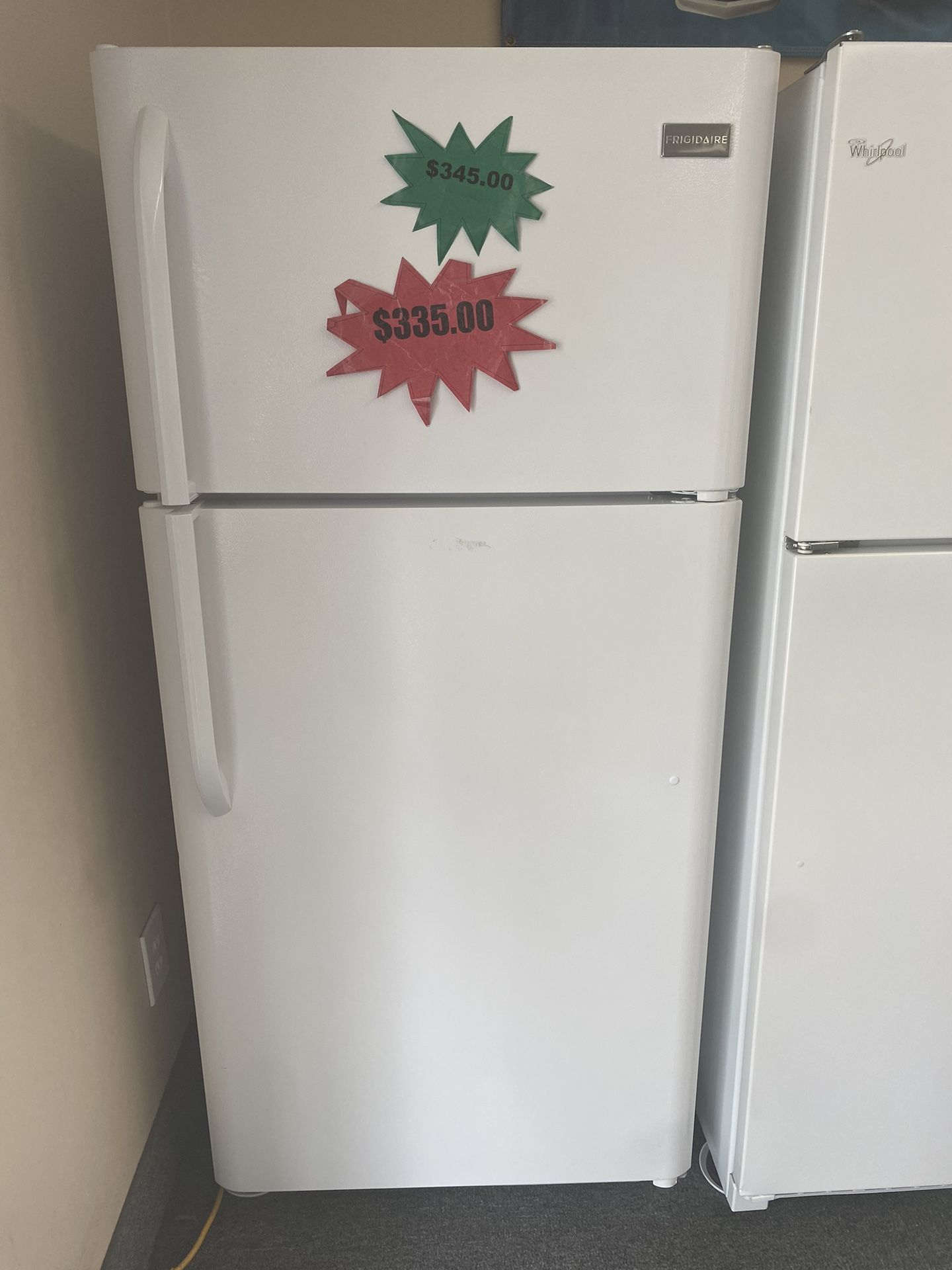 Economic Top Freezer Refrigerator - 6 Months Warranty