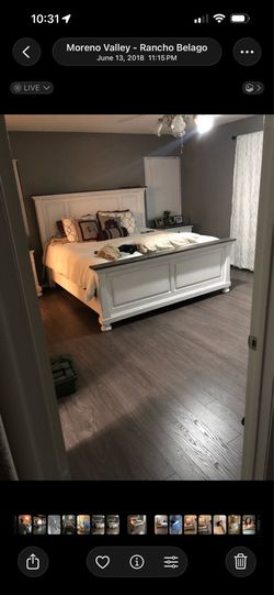 2 King bed (not Cali king) 2 night stands 1 dresser