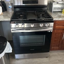 Stove And Fridge