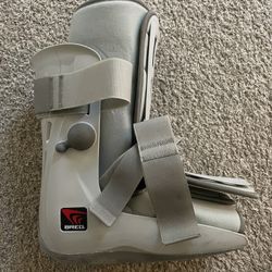 Size Large Ortho Walking Boot