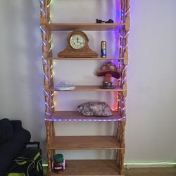 Adjustable Height Shelf