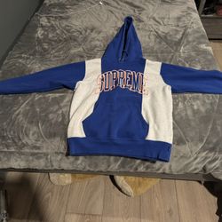 Supreme Hoodie