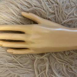 Hand mannequin