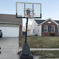 Free Spaulding basketball Court 