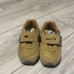 New balances size 8c