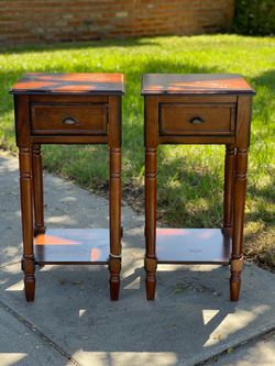 End Table/Night Stand