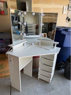 Used Vanity Mirror