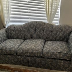 Sofa 