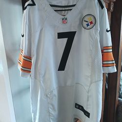 Ben Roethlisnerger On Field Jersey