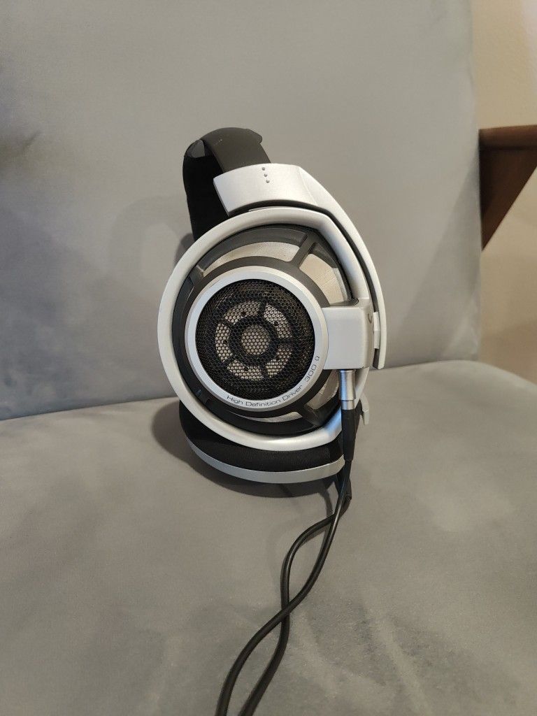 Sennheiser HD800 Headphones