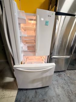 Refrigerador blanco a Pagos
