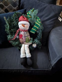 Back Of Car Tire Wreath