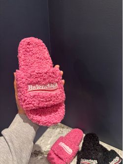 BB Fur Slides