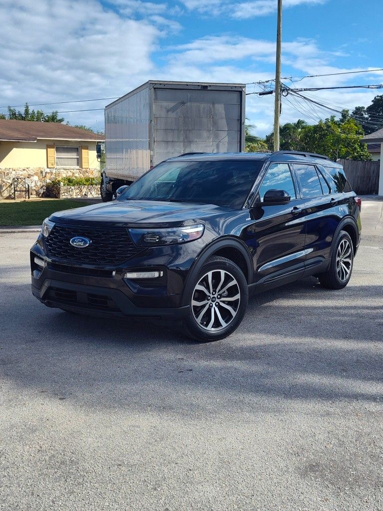 2022 Ford Explorer