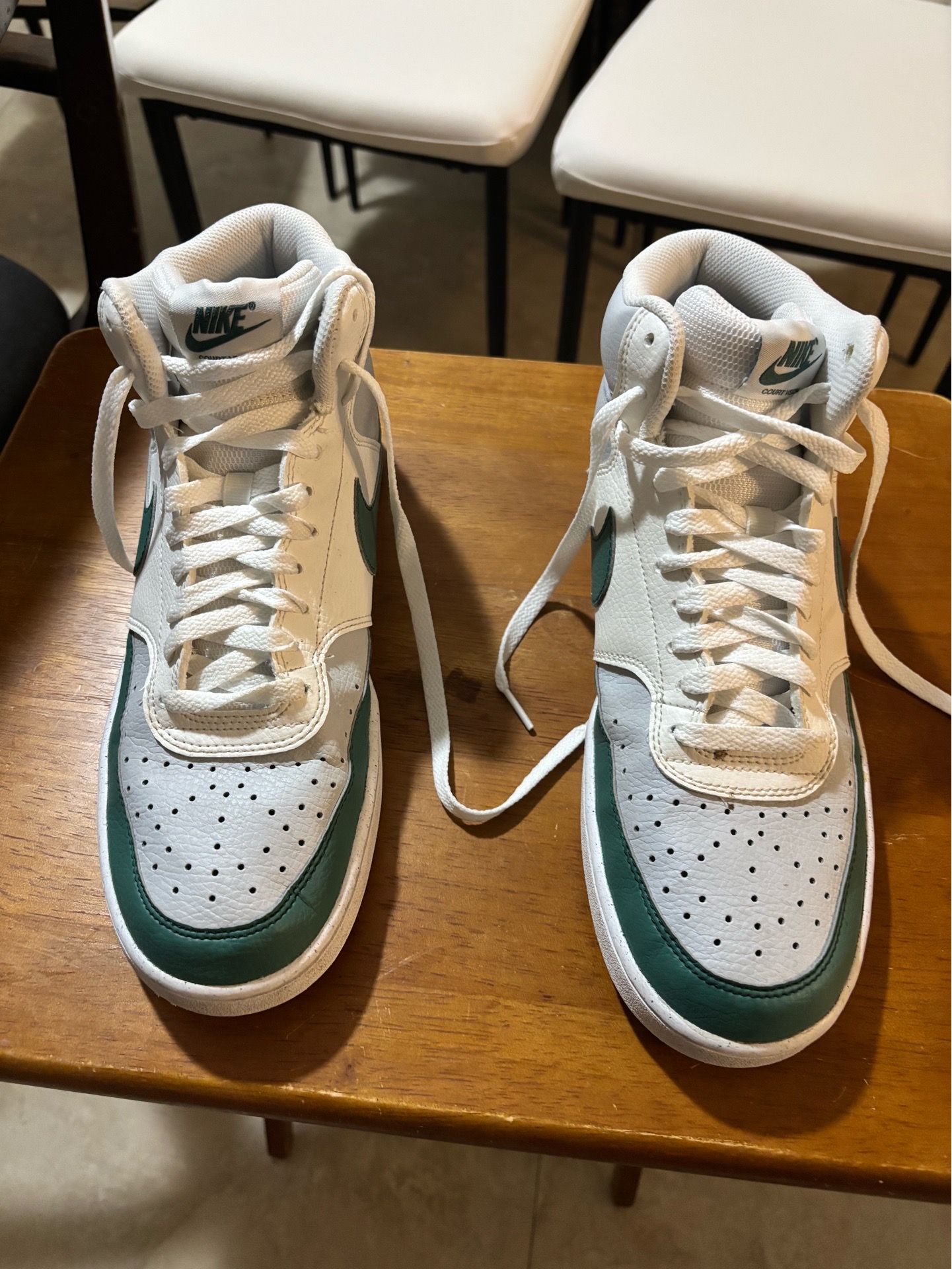 Nike (10) - Used
