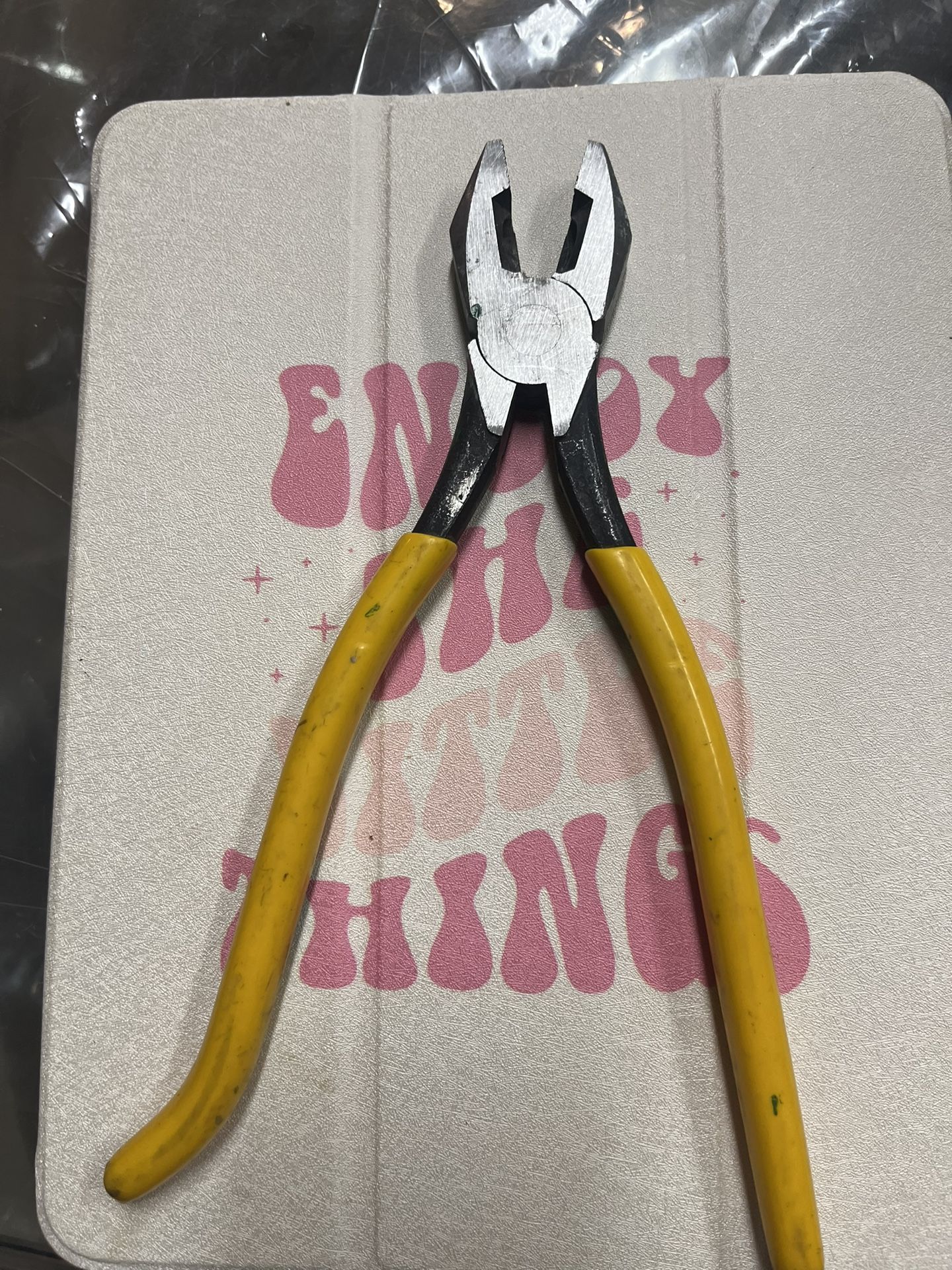 Dewalt Plier