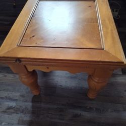 Solid Oak End Table Holds Heavy Items 