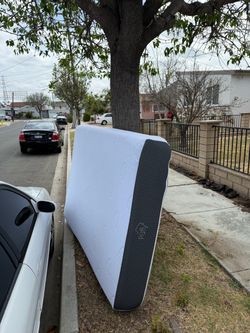 Free Full size mattress