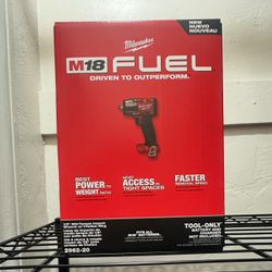 Milwaukee M18 Fuel 1/2" Mid-Torque Impaot Wrench w/ Friction Ring 2962-20 (TOOL-ONLY)