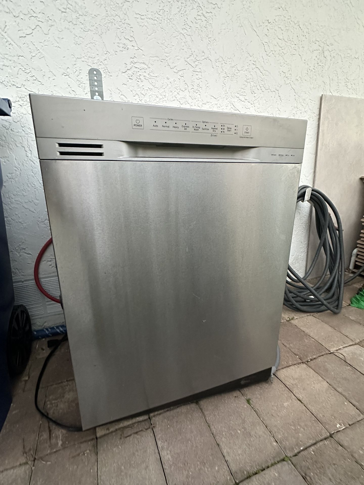 SAMSUNG DISHWASHER FOR SALE!!!