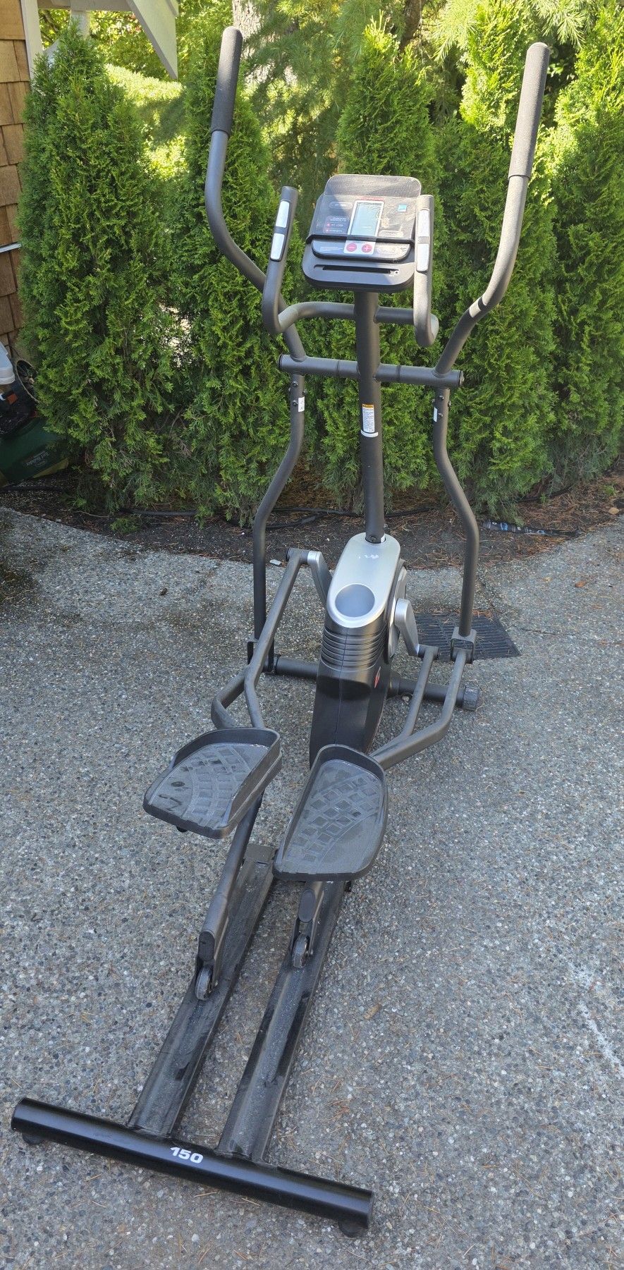 Pro-Form Elliptical 150