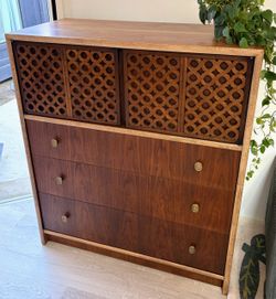 Mid century modern dresser chest by Del Mundo Unagusta