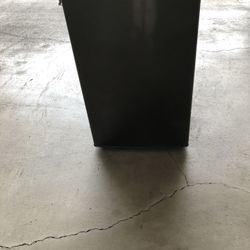 Magic Chef Mini Refrigerator 