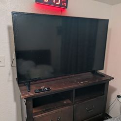50in Smart TV With Remote Insignia