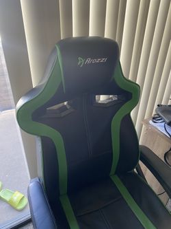 arozzi gaming chair