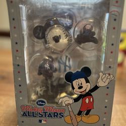 Vintage Mickey Yankee MLB Figure