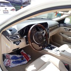 For sale Mercedes Benz E 350 4-doors