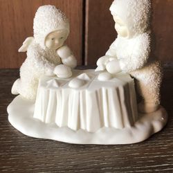 Retired Snowbabies  Figure Hi