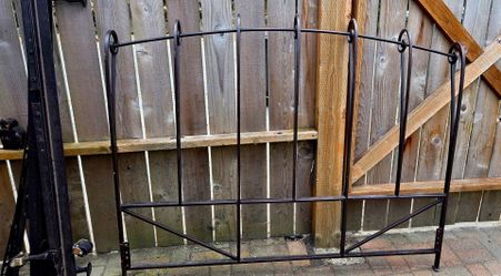 FREE Vintage style metal Queen Headboard and Frame