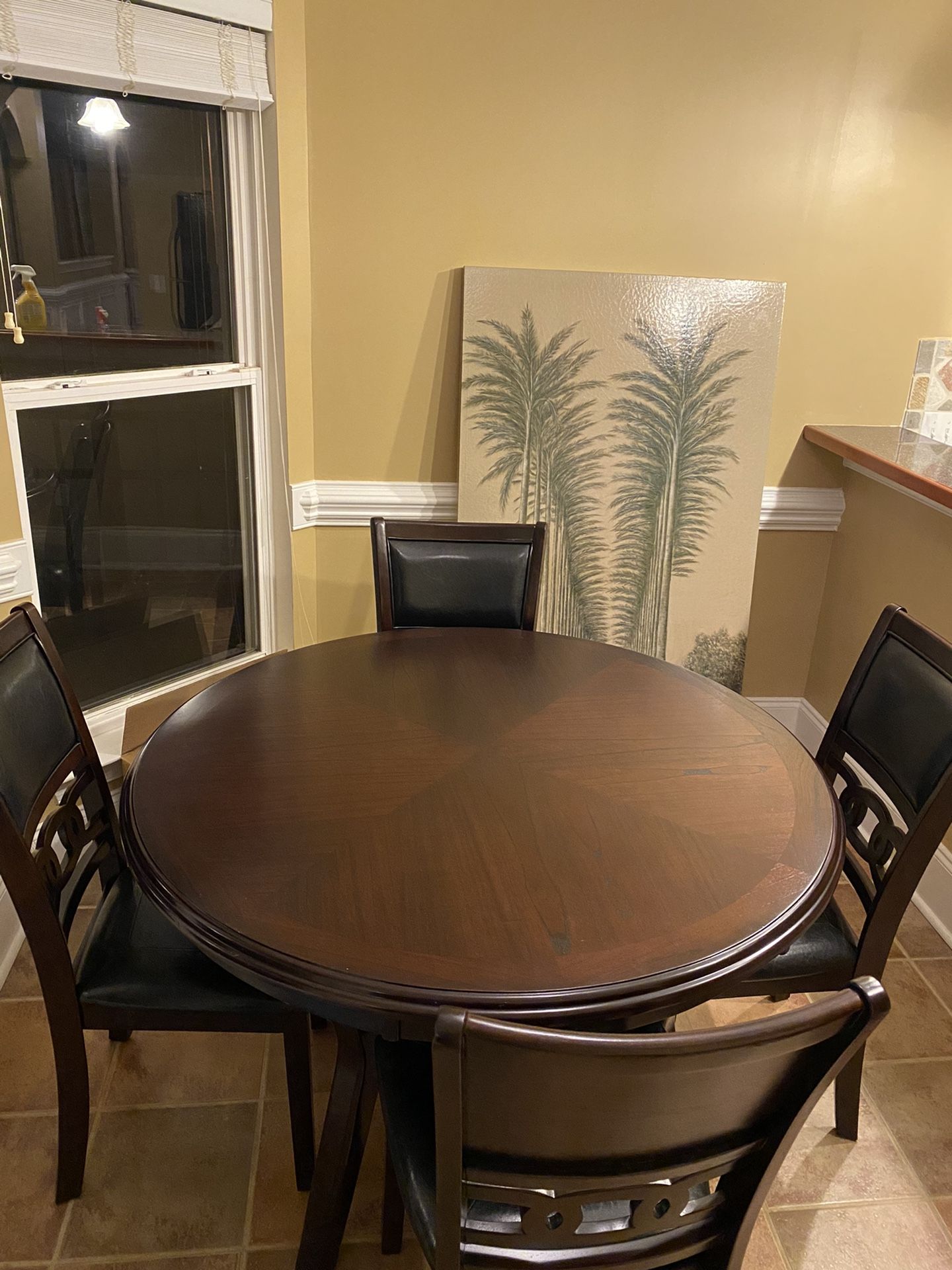 Breakfast Table