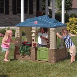 Step 2 Cottage Playhouse for toddlers