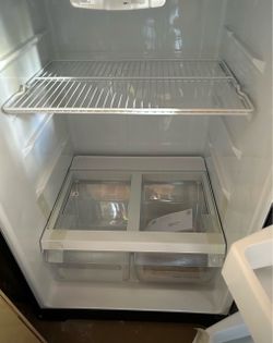 Huntpoint refrigerator