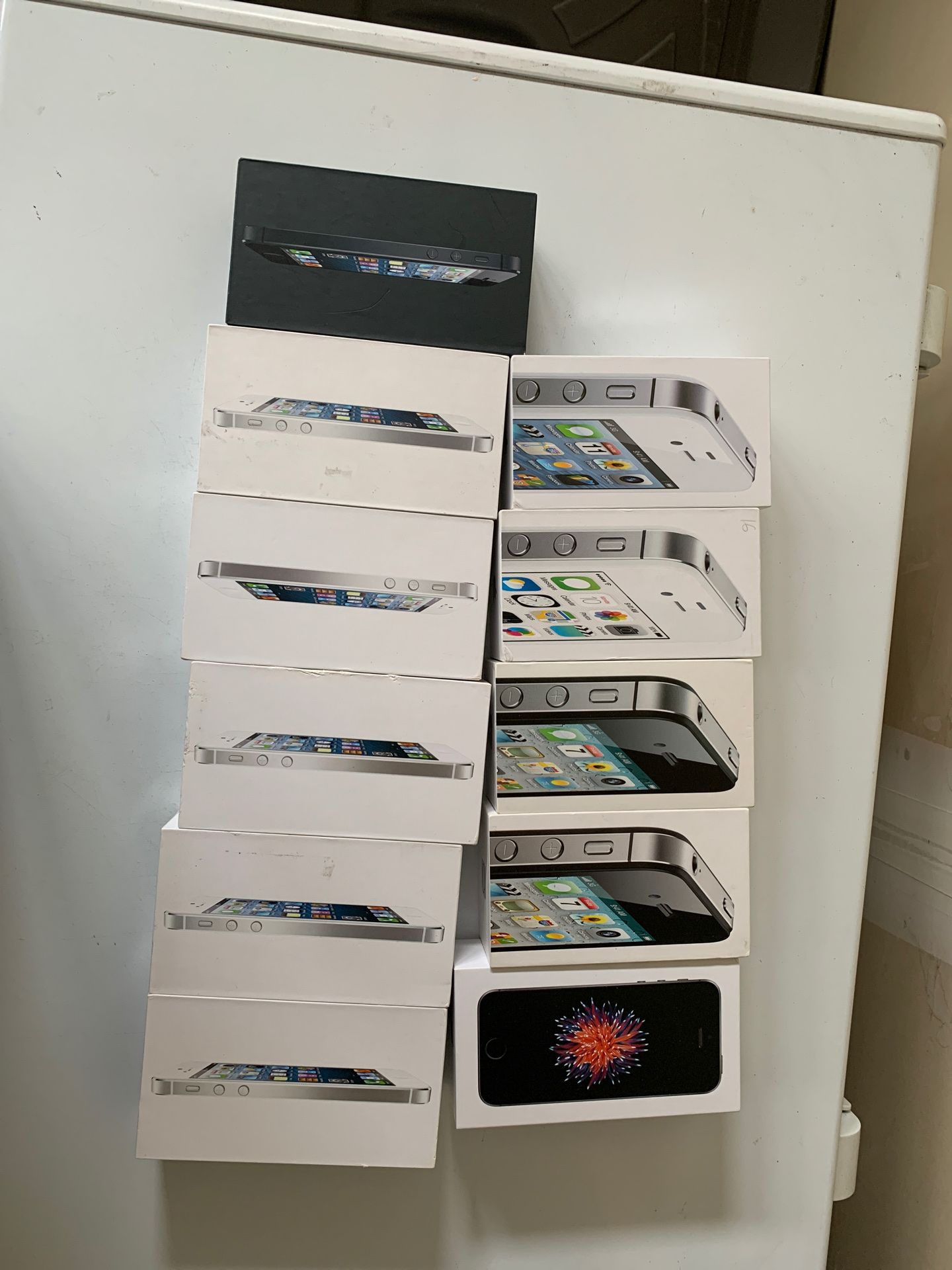 Set of 10 Boxes of iPhone 4, 5, SE - Used/ Accessories