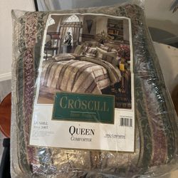 Croscil Queen Bed Comforter