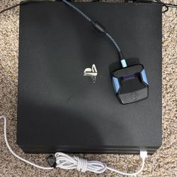 PS4 Pro  1 Tb 4k 