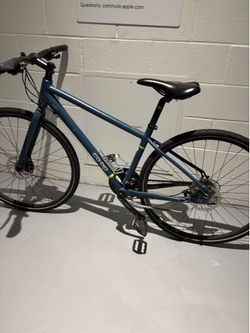 REI Coop CTY1.1 Disc bike