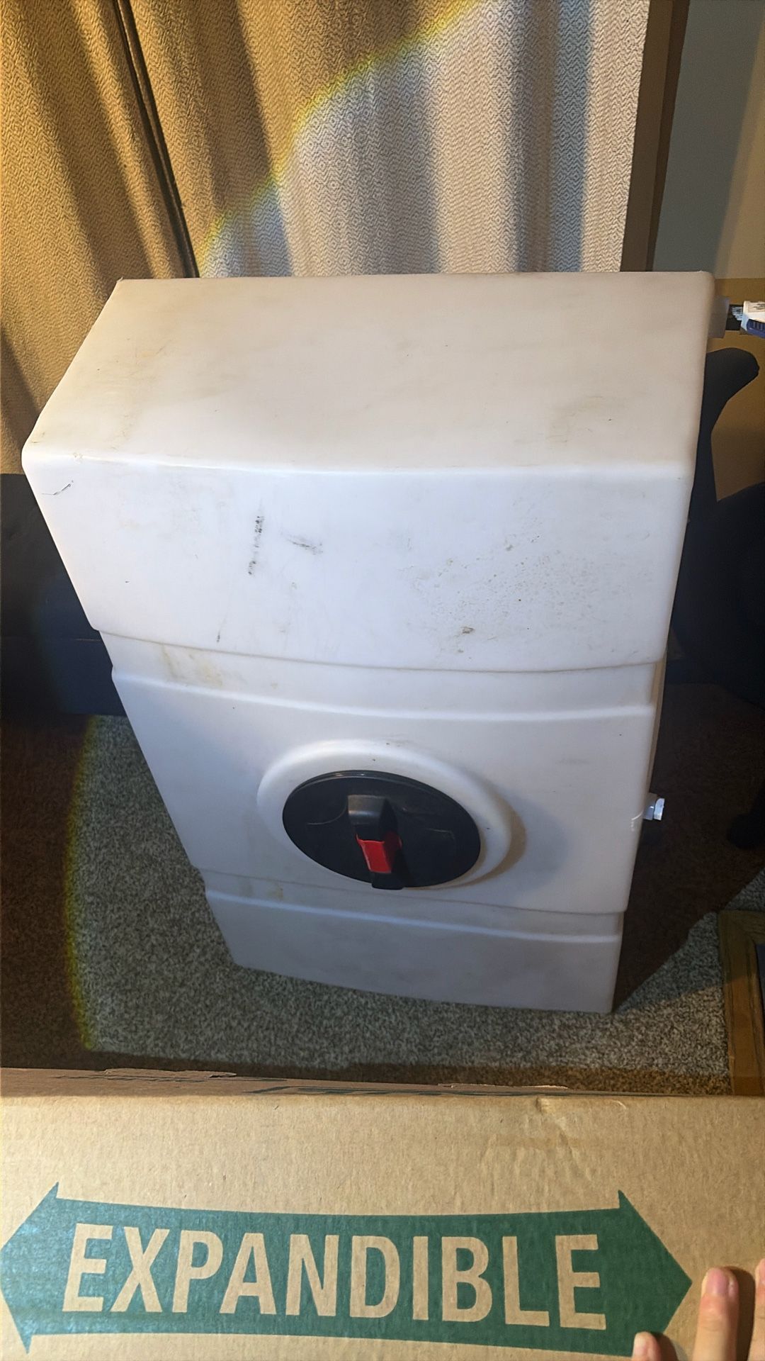 Low Profile Water Tank